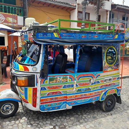 El Paraiso Paisa 5 Minutos Del Malecon Parqueadero Privado A กัวตาเป ภายนอก รูปภาพ